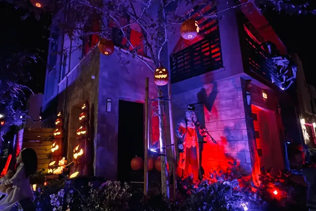 Mulholland Manor